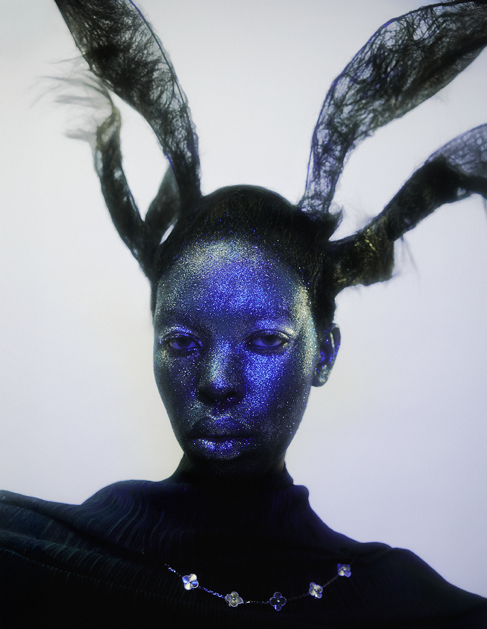 NUMÉRO SWITZERLAND 4 — SCI-FASHION — photograph 03